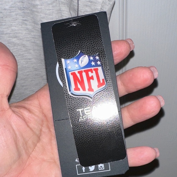 47 Heather Gray Ravens Short Sleeve Tee - Picture 4 of 6